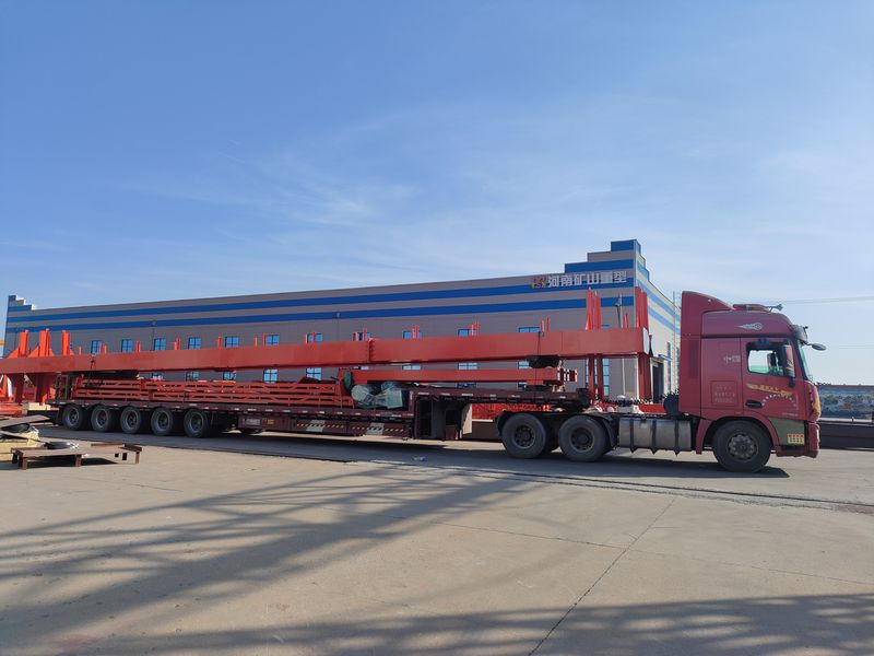 電動葫蘆門式起重機  2臺 MHxh10t—24m 制作完成，發(fā)往湖北交付客戶使用