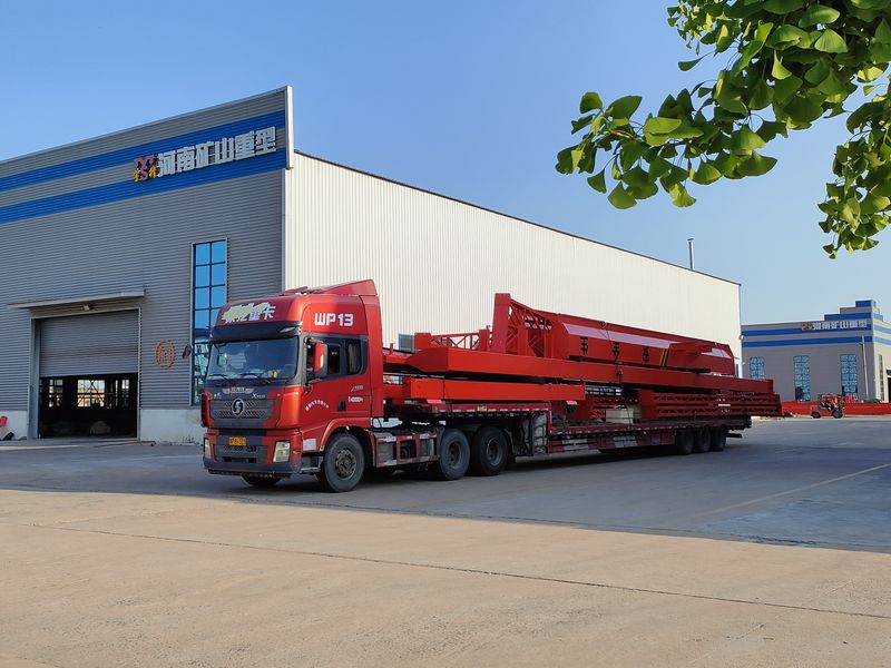 電動葫蘆門式起重機 2臺 MHxh10t—25m 外懸5/5m MHxh5t—23m 外懸4.5/4.5m 制作完成，發(fā)往青海交付客戶使用